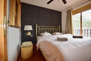 Stylish Townhouse, Center Old Town, Sunny Rooftop. - Image 5