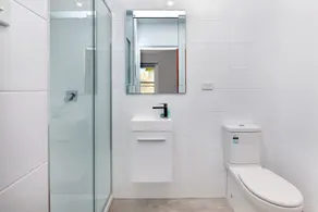 Lake Wendouree Grove St 2 Bed/1 Bath First Floor - Image 4