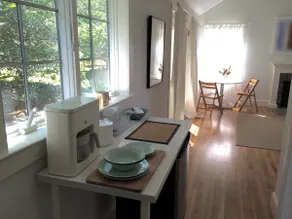 Artists Sag Harbor Village Retreat - Image 5