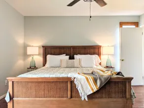 The Brick Beach House, 2 King beds & pet friendly - Image 3