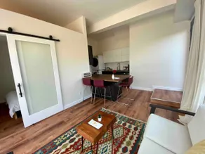Modern Home+Yard 14ft Ceilings 1B1B - Image 2