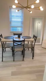 luxurious house close to restaurants in Birmingham - Image 4