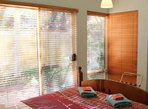 Quiet modern luxury 1br apartment. A cut above! - Image 5