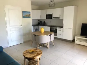 Collioure: 2-bedroom with garden, parking, air conditioning and pool. - Image 4