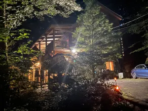 Cozy Log Cabin, Hot Tub. One Night FREE - Image 3