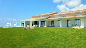 White Club Residence - Image 2