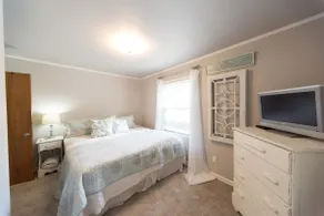 Harbor House - Image 4