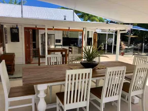 Beach Cottage - Large Pool - Close to the Beach! - Image 4