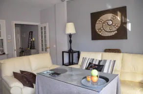 Cozy apartment & free parking - Image 4
