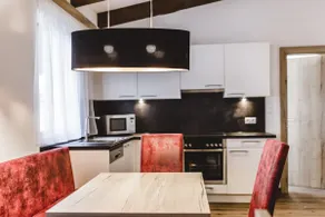Top 2 - for 2-4 people near elevator, with balcony & Wi-Fi - Image 2