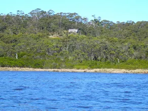 Island View Spa Cottage - Image 4