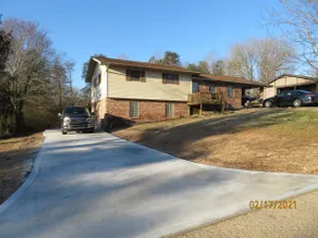 NEAT AS A PIN ACCOMODATION W/POOL LAKE CHICKAMAUGA - Image 2