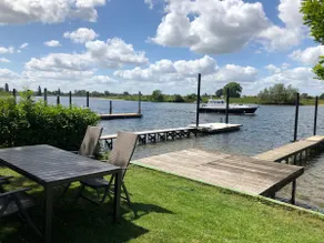 Waterfront chalet with private jetty and A/C. - Image 2
