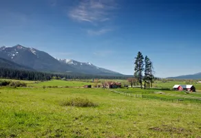 Beautiful Private Home with 360 degree views - Image 3