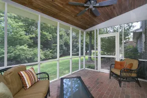 Beautiful Home Close To Everything - Image 3