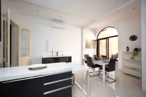 Lovely-Townhouse/Tarxien - Image 2