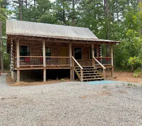 Red Fox Cabin - Image 3