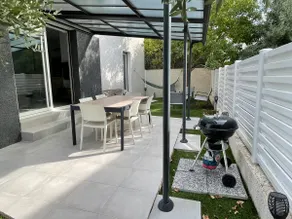 Independent duplex, private garden & terrace, sea - Image 3
