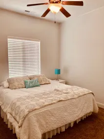Zion 4 Bed/2 Bath beautiful home. - Image 5