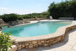 Charming cottage in the heart of Provence - Image 2