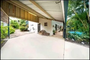 Cute Beach Cottage, Pool, Pets, WI-FI, Netflix - Image 5