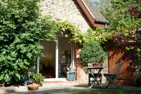 The Garden Cottage - Image 2