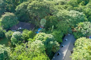 Casa Pumilio: Private Family Home w/Hotel Service - Image 5