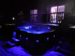 Cozy Cabin with hot tub, Sauna& outdoor kitchen! - Image 2