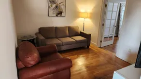 Spacious, modern and central 3 bedroom apartment - Image 2