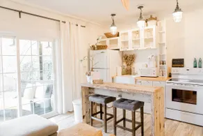 Your perfect Love Nest! Romantic and Serene - Image 4