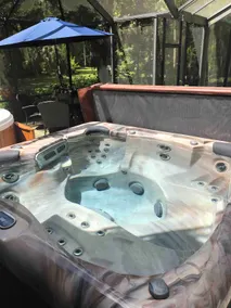 Crystal River Paradise with King Bed and Hot Tub - Image 2