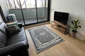 Convenient Ivanhoe! - Image 5