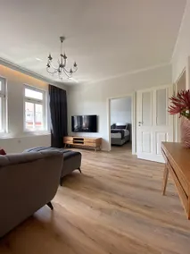 SUITE EISENACH right by the train station - Image 2