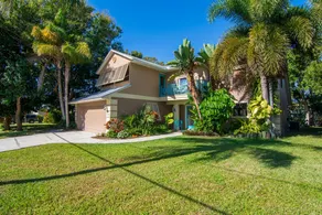 Private 4/3 Beach Getaway; Heated Pool & Spa! - Image 2