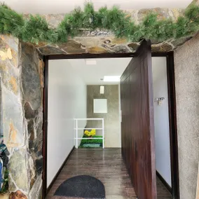 Modern, safe, strategic suite close to everything - Image 3
