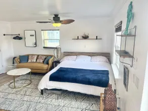Waterfront Efficiency! - Image 2