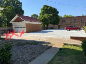Spacious basement retreat. One block from MSU - Image 4
