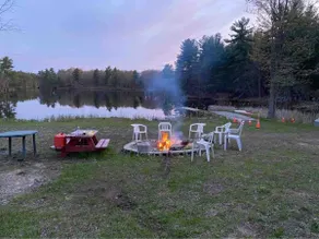 Off Grid Family Waterfront Cabin on Private Lake - Image 3