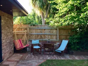Beautiful studio, own garden, logburner & en suite - Image 3