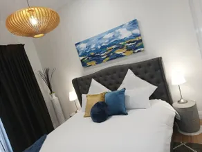 Strathalbyn Cottage on the Angas River, Lux Modern - Image 2