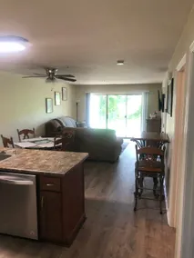Beautiful unit w/peaceful pond behind - Image 4