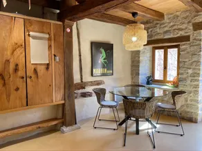 La Chouette, Cozy Retreat with Breathtaking Views - Image 2
