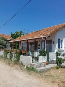 Private beach on Avşa Island, 75 meters from the sea, detached - Image 2