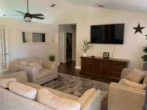 Ocala Oasis-3 Bedrooms and Heated Pool! - Image 3