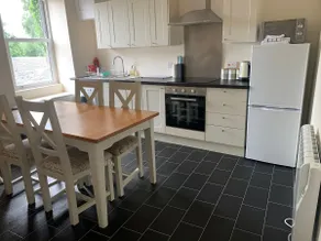 Cosy Apartment 1 -  Lanark Town Centre  - Image 2