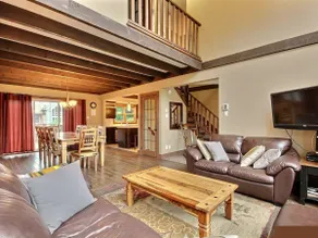 LARGE chalet in Stoneham – 12 people, 20 minutes from Quebec City - Image 4
