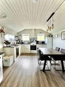 Krumsholar farmstay 2 bedroom apartment - Image 3