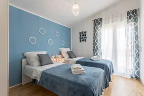 Sunny apartment with a large terrace! - Image 3
