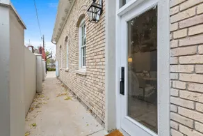 Historic Carriage House - Image 3