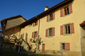 Château dans les vignes - Image 3